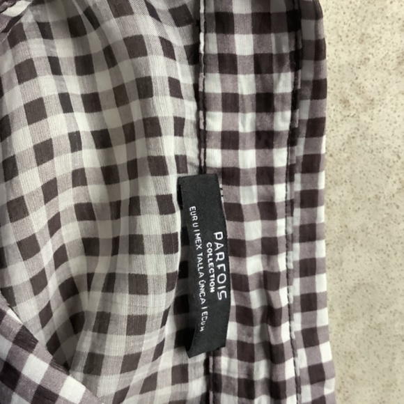 Blouse purchased in Spain - Picture 4 of 4